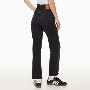 Levi’s Ribcage Straight Ankle Jeans